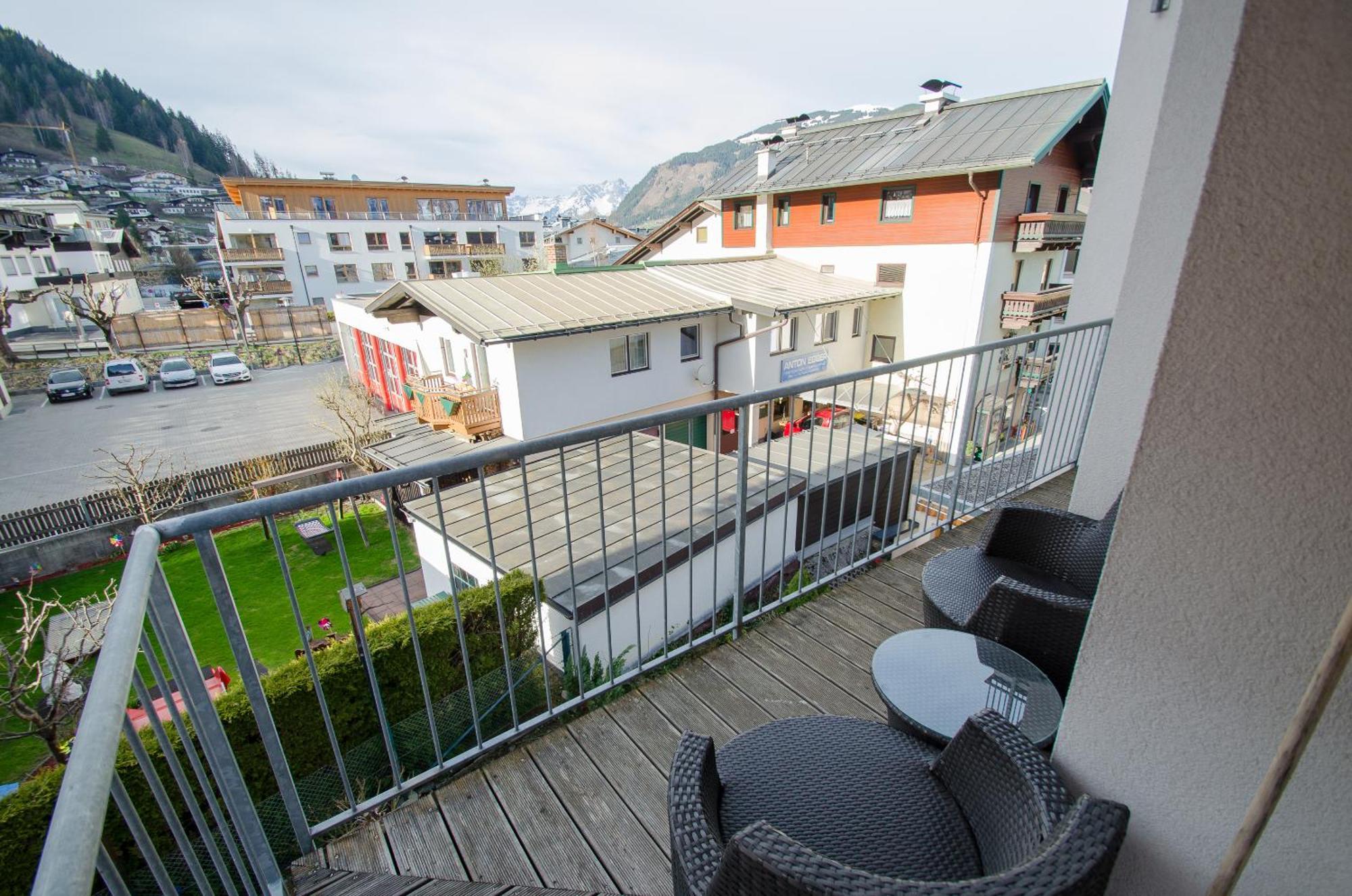 Appartementhaus Zell City By All In One Apartments Zell am See Exteriör bild